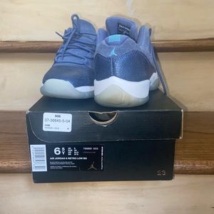 Jordan 6 retro low baby blue suede